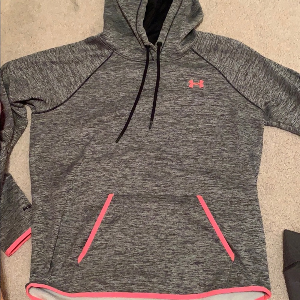 women’s under armour hoodie